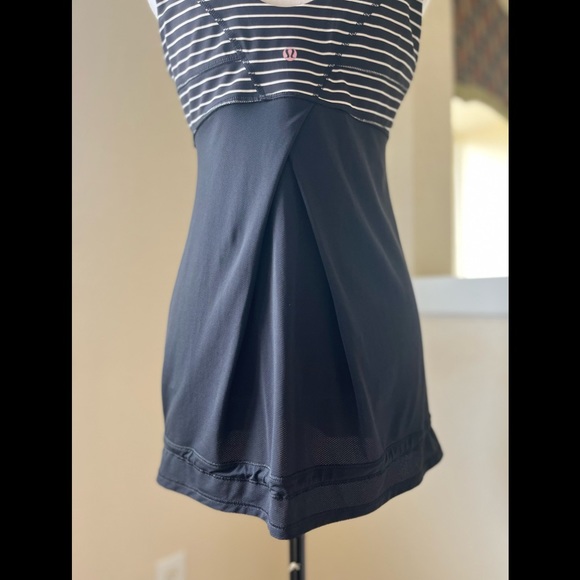 Lululemon Run: Tame Me Tank striped top - Picture 6 of 16